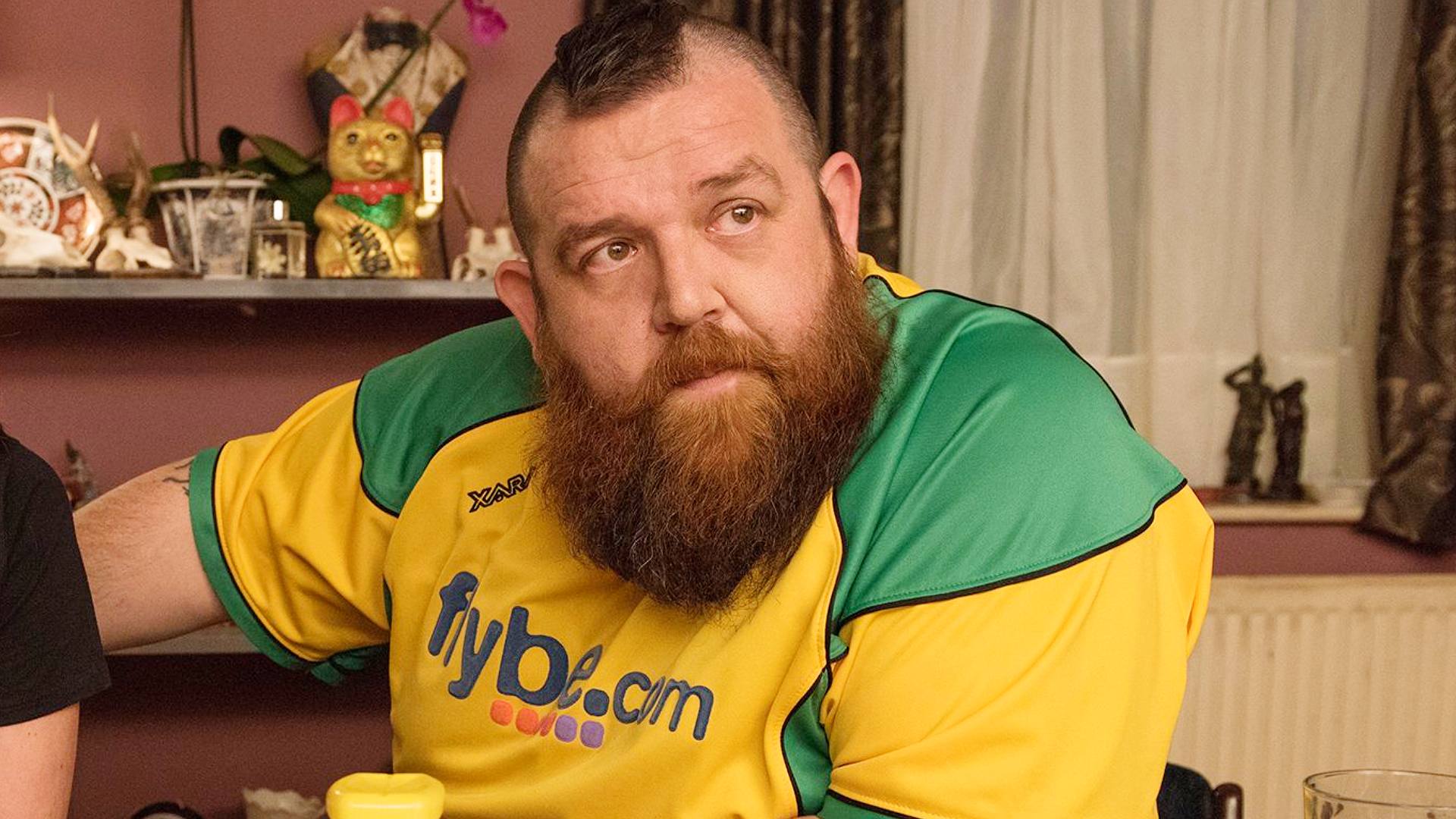 harry potter nick frost nuovo hagrid difende la libert224 di parola di j k rowling ma non 232 d accordo con le sue idee