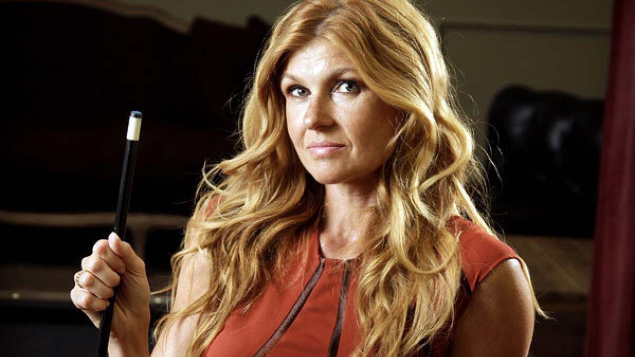 Connie Britton in una comedy di HBO, Il trailer ufficiale di C'è sempre il sole a Philadelphia 17 e altre news in breve