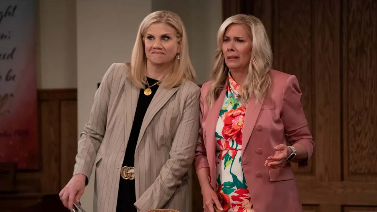 Leanne: Il trailer ufficiale della nuova sitcom dell'ideatore di Mom e ...