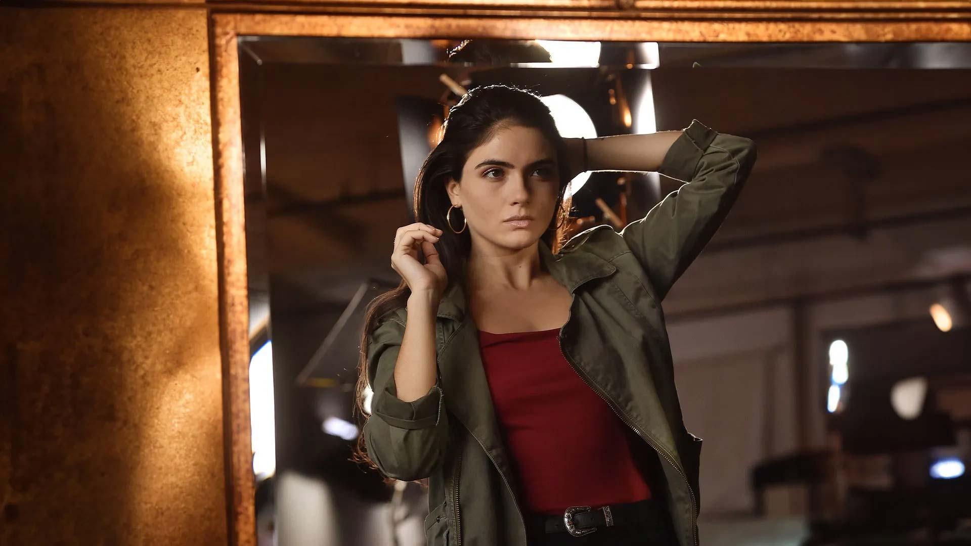chicago pd la star di the night agent arienne mandi sar224 una nuova poliziotta nella stagione 13