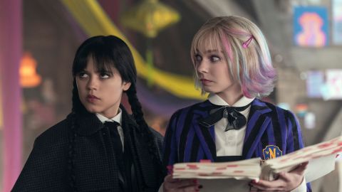 Mercoledì 2, i co-ideatori affrontano il cliffhanger della prima parte: "Si scatena l'inferno"