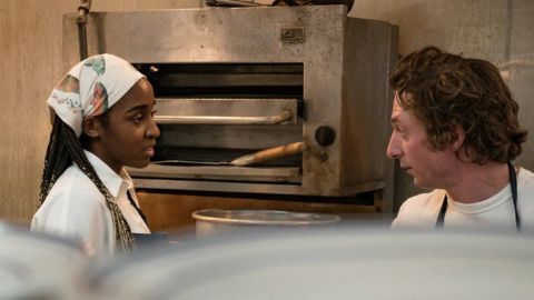 The Bear, cosa c'è tra Carmy e Sydney spiegato da Ayo Edebiri