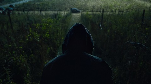 Il Mostro: su Netflix la serie firmata da Stefano Sollima che ci riporta con maestria nell Il Mostro: su Netflix la serie firmata da Stefano Sollima che ci riporta con maestria nell