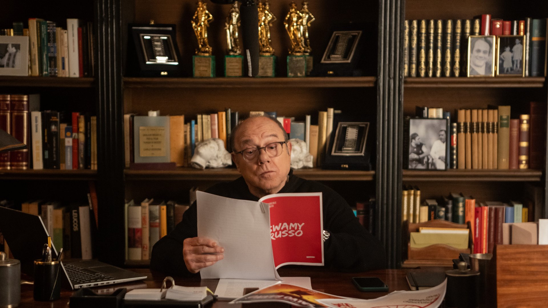 Carlo Verdone saluta Vita da Carlo: Il trailer della stagione finale dalla Festa del Cinema di Roma Carlo Verdone saluta Vita da Carlo: Il trailer della stagione finale dalla Festa del Cinema di Roma