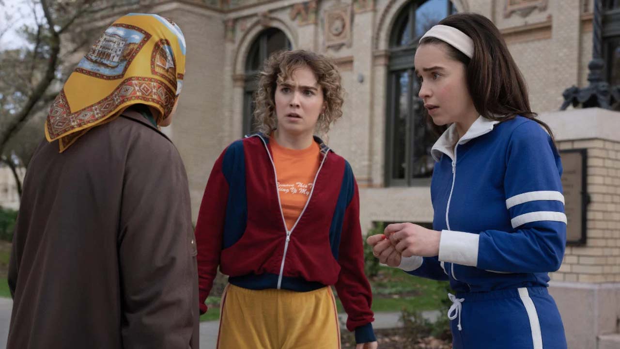 Ecco Emilia Clarke nelle prime foto di Ponies, spy thriller ambientato durante la Guerra Fredda