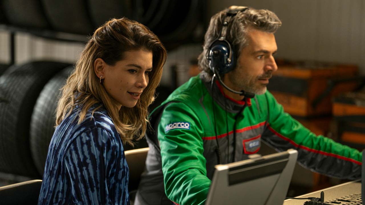 Motorvalley: Il trailer ufficiale della nuova serie italiana di Netflix ...