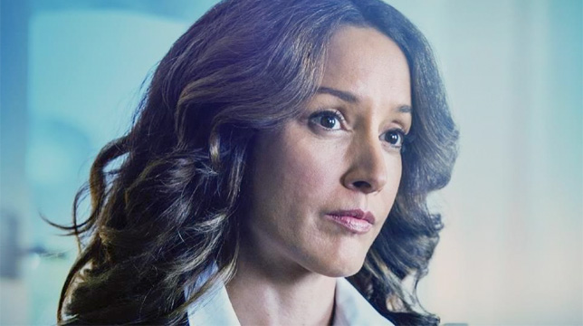 Jennifer Beals in The Last Tycoon di Amazon
