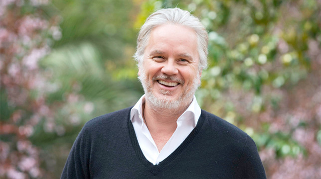 Tim Robbins nel nuovo family drama di Alan Ball