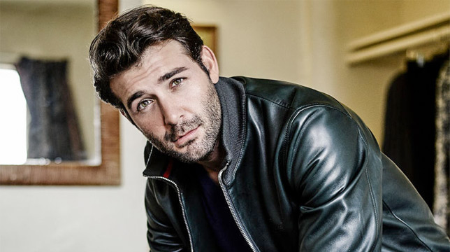 James Wolk nella stagione 2 di Goliath
