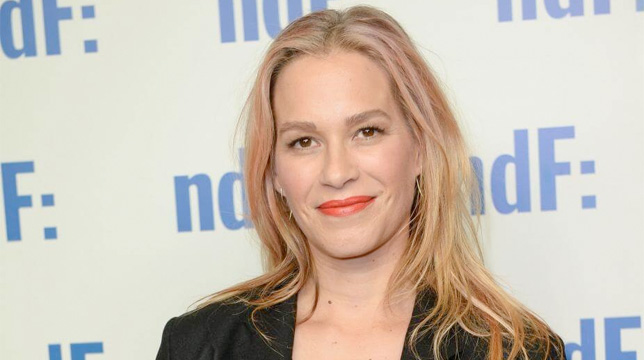 Franka Potente nella stagione 2 di Claws