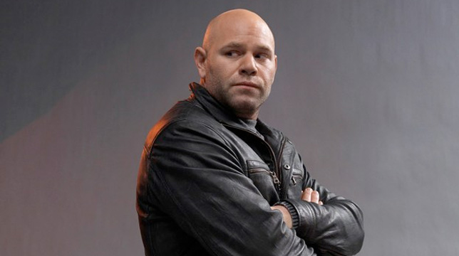 Ray Donovan arruola Domenick Lombardozzi nella stagione 6