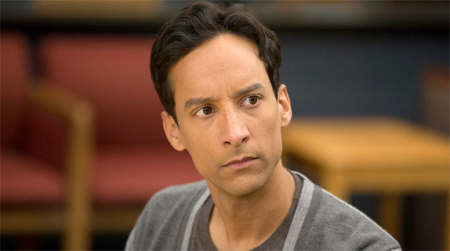Danny Pudi nella comedy High & Tight, la vita di Muhammad Ali in una miniserie e altre news in breve