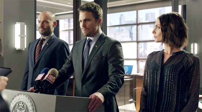 Arrow: Un volto storico della serie non tornerà nella stagione 7