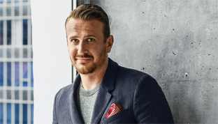 Jason Segel torna in tv con Dispatches From Elsewhere