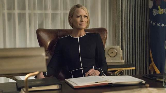 House of Cards 6: Robin Wright e l'evoluzione di Claire nell'ultima stagione, disponibile su NOW TV