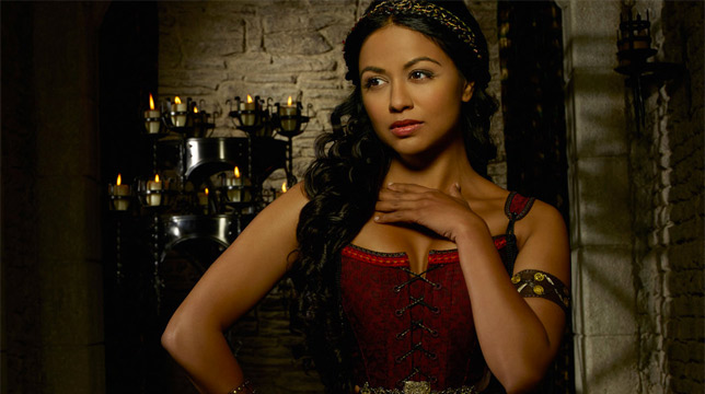 Fear the Walking Dead introduce un nuovo personaggio interpretato da Karen David