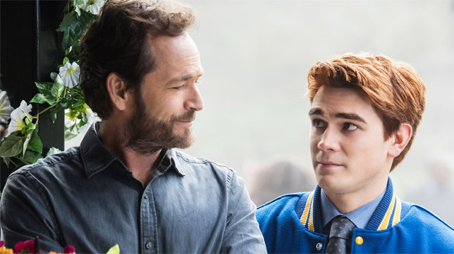 Riverdale torna in produzione e ricorda Luke Perry in tutti i restanti episodi della stagione 3