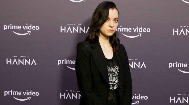 "Una visione moralistica della sessualità genera violenza": Esme Creed-Miles e Mireille Enos e la serie Hanna