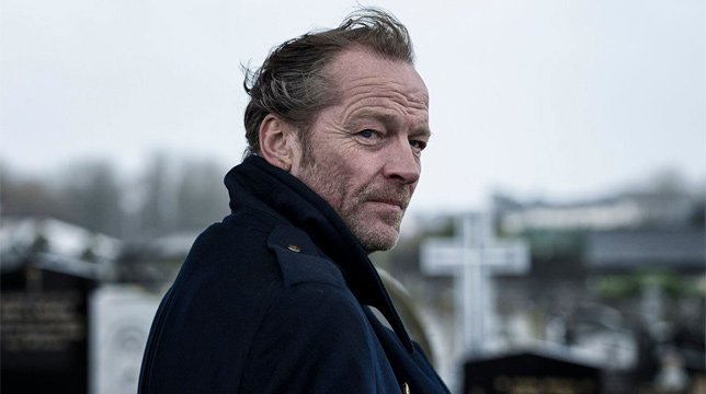Titans: La star de Il Trono di Spade Iain Glen sarà Bruce Wayne nella stagione 2