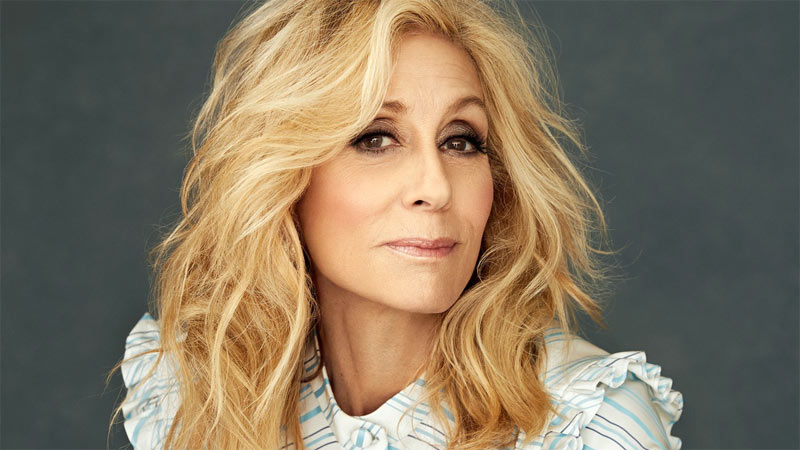 Judith Light nella stagione 2 di Manhunt