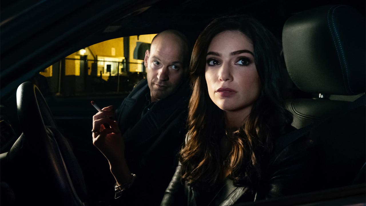Amazon cancella 5 serie tv, incluse The Romanoffs e Too Old to Die Young