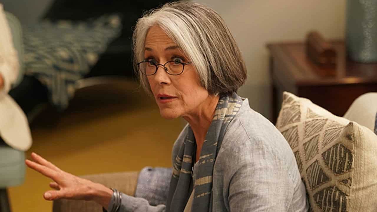 BH90210: Carol Potter torna nel meta-revival di Beverly Hills, 90210