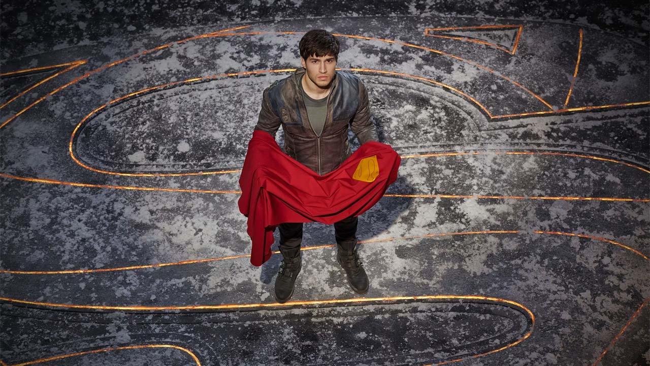 Syfy cancella Krypton dopo due stagioni e rinuncia allo spin-off su Lobo
