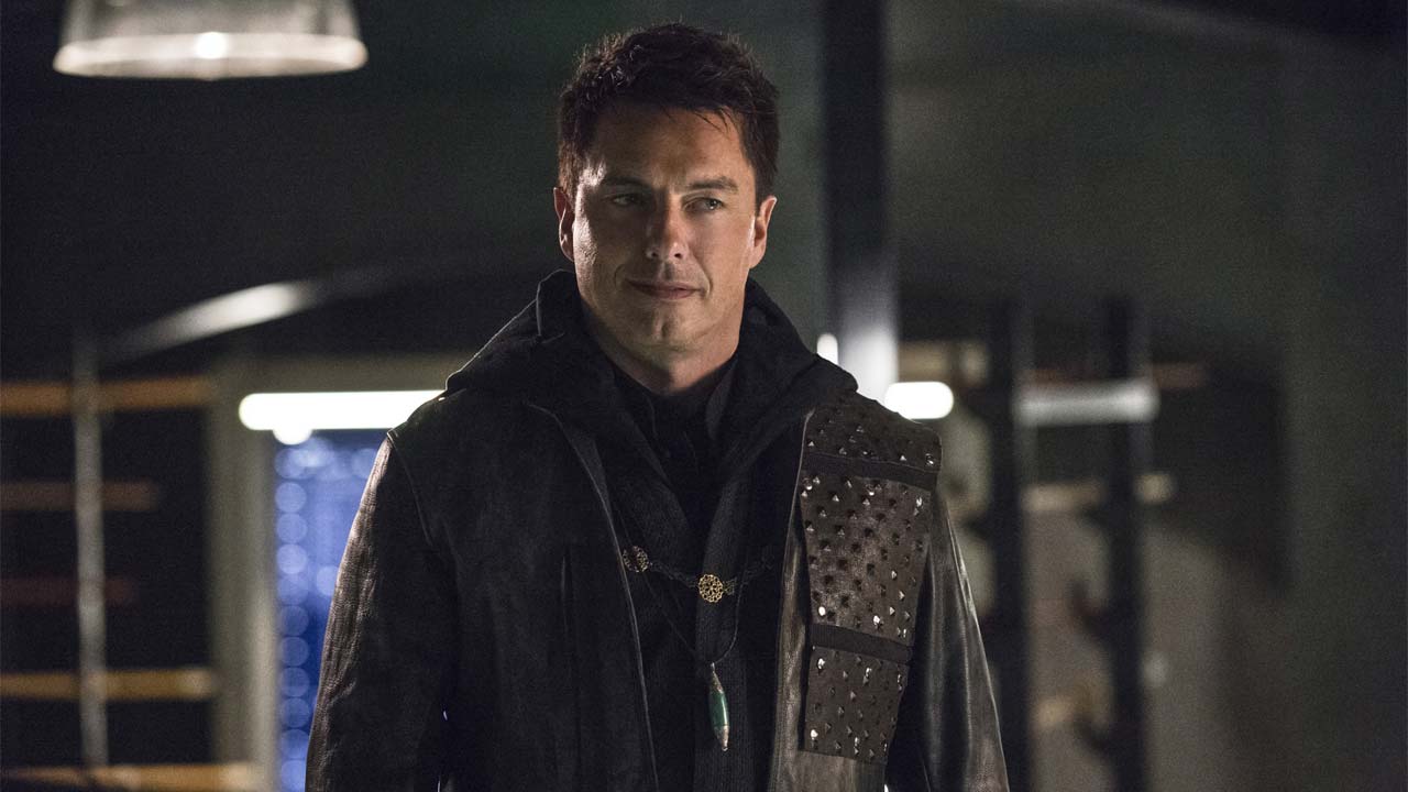 Arrow: John Barrowman tornerà nell'ultima stagione