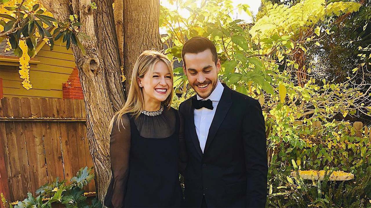 Supergirl: Chris Wood e Melissa Benoist sono marito e moglie!