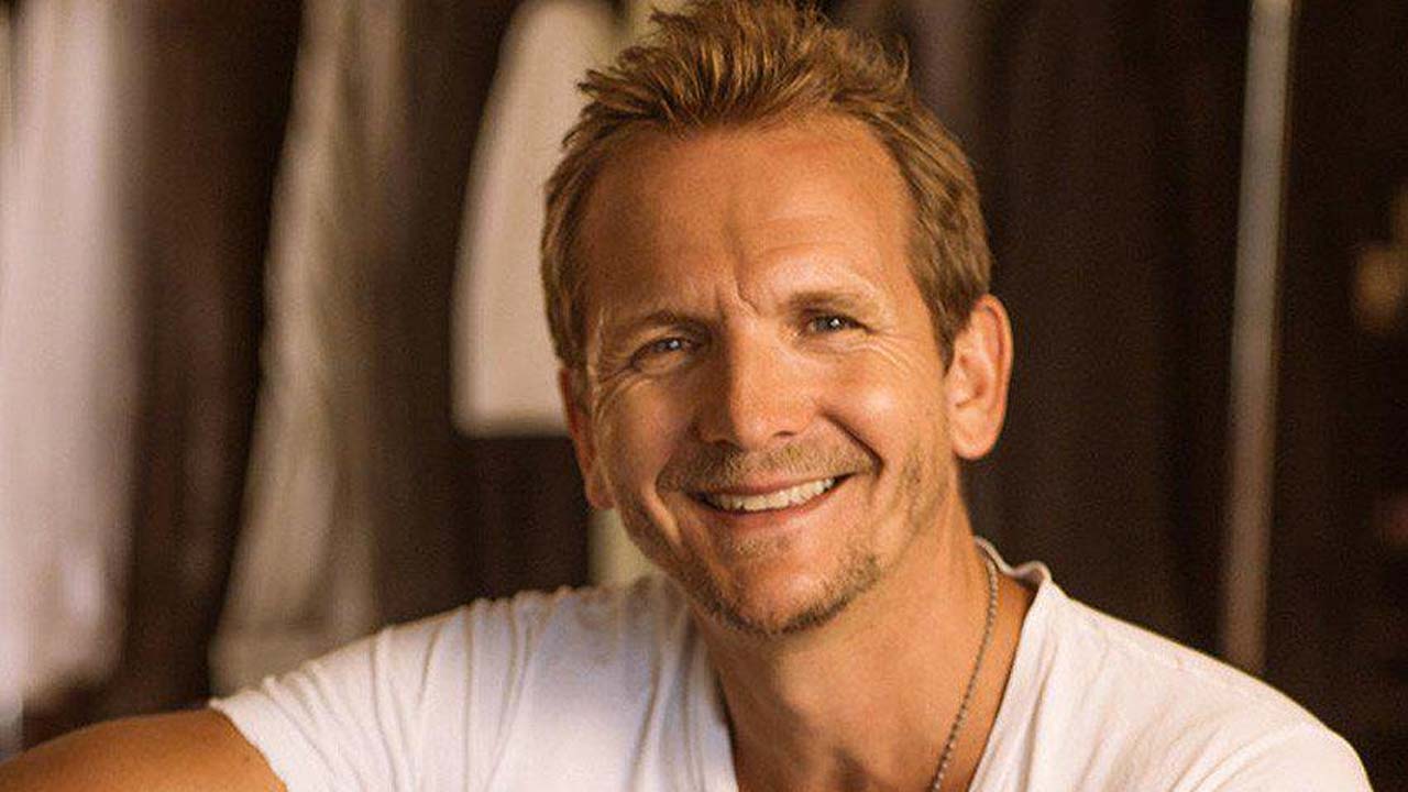 Batwoman: Sebastian Roché e altre aggiunte al cast della serie tv