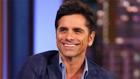 John Stamos su Disney+ con Big Shot, serie tv di David E. Kelley