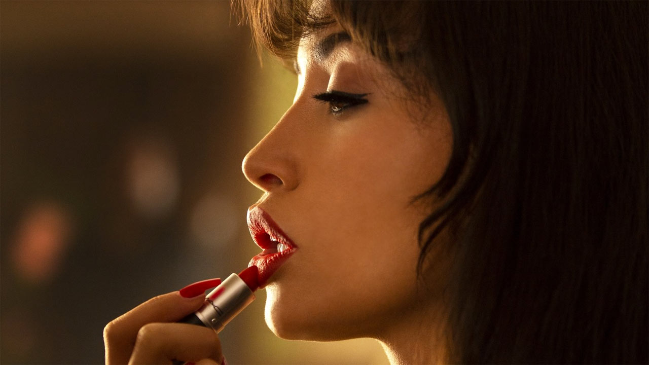 Netflix mostra Selena nel primo trailer della serie sulla vita della cantante latina