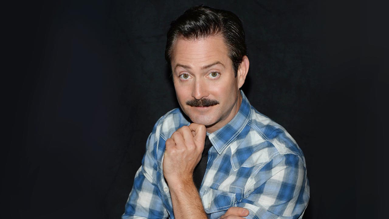 Thomas Lennon nel cast di Supergirl: Chi sostituisce?