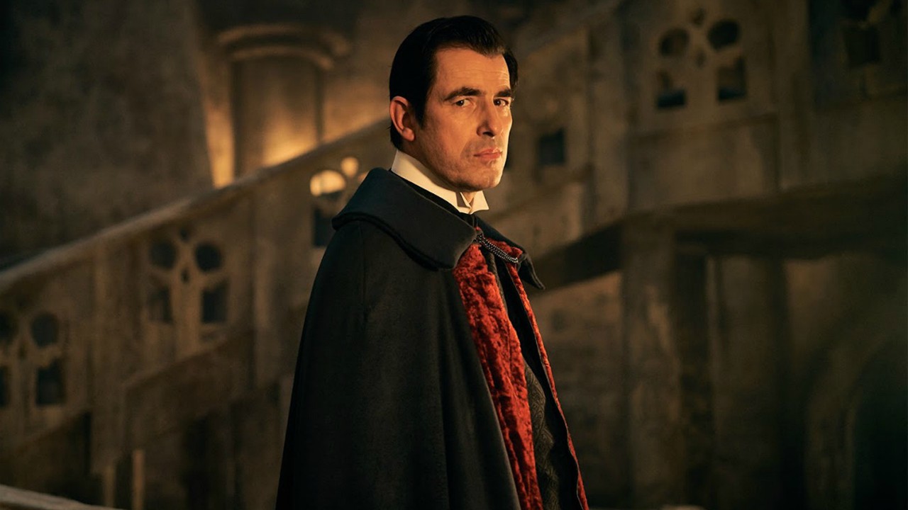 Dracula: Ecco come sarà l'iconico vampiro interpretato da Claes Bang nella miniserie di Netflix