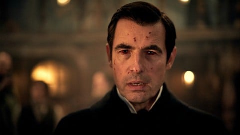 Dracula: Nel Regno Unito ascolti sottotono (per colpa di Netflix?)