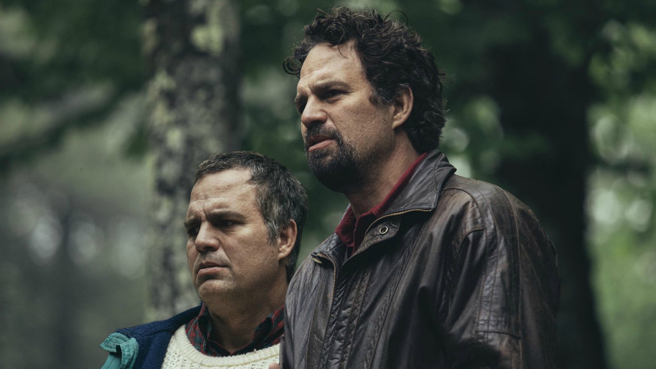 I Know This Much Is True: Mark Ruffalo si sdoppia nelle prime foto della miniserie HBO