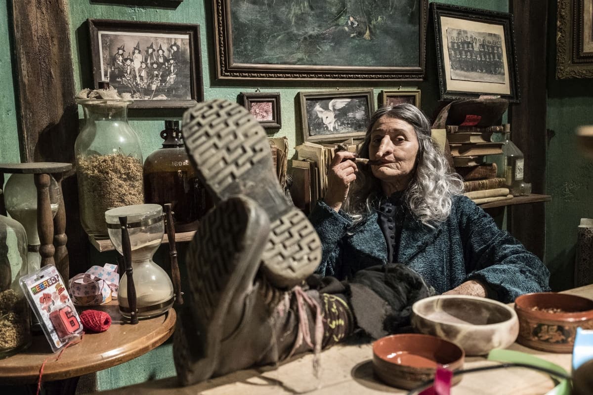La befana vien di notte