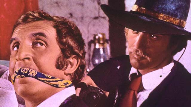 Una nuvola di polvere... un grido di morte... arriva Sartana