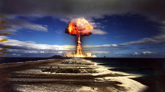 Storia della bomba atomica