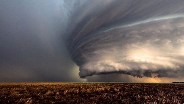 Sotto i cieli selvaggi della Terra