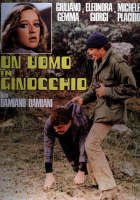 Un uomo in ginocchio