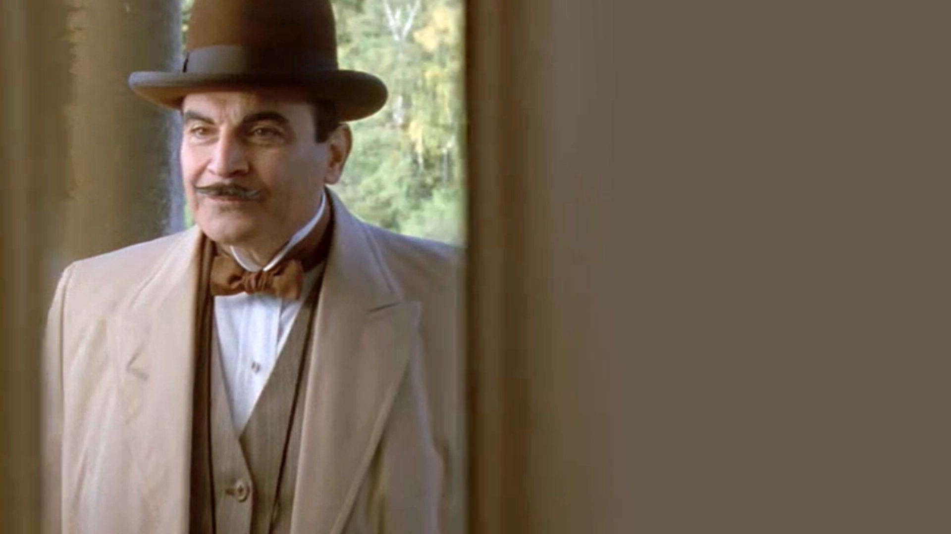 Poirot E La Salma Chi è L'assassino Poirot e la salma - Film (2004)
