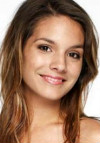 Locandina Caitlin Stasey