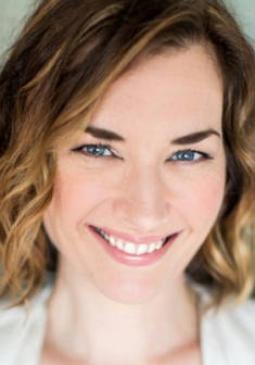 Erica Carroll biografia