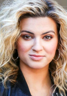 Locandina Tori Kelly