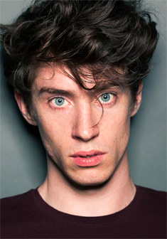 Locandina James Bloor