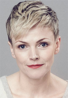 Locandina Maxine Peake