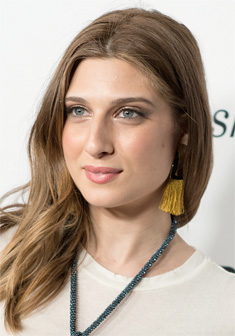 Locandina Emily Arlook