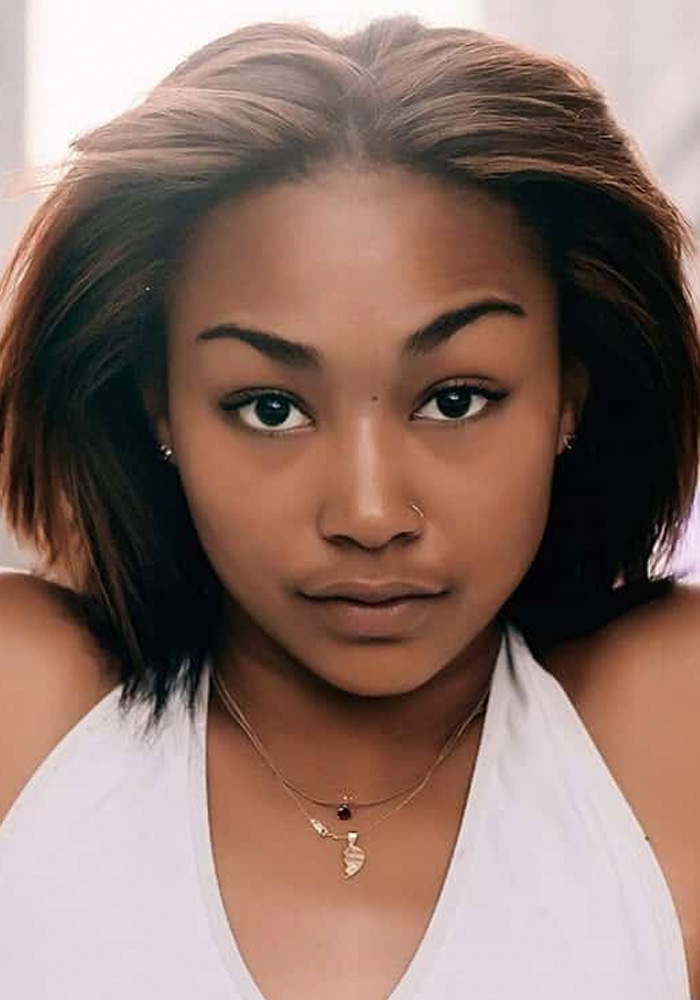 Tati Gabrielle – Filmes, Biografia e Listas na MUBI