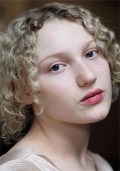 Locandina Tallulah Haddon